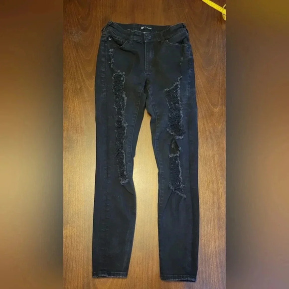 TRUE RELIGION Black‎ Destroyed JENNIE Mid Rise Curvy Skinny Jean Size 24 - Picture 1 of 15